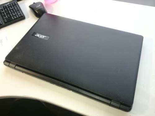 *ACER ASPIRE ES1*INTEL(R)CELERON(R)N3050*GENERATION4*320GB HDD*2GB RAM*HD DISPLAY