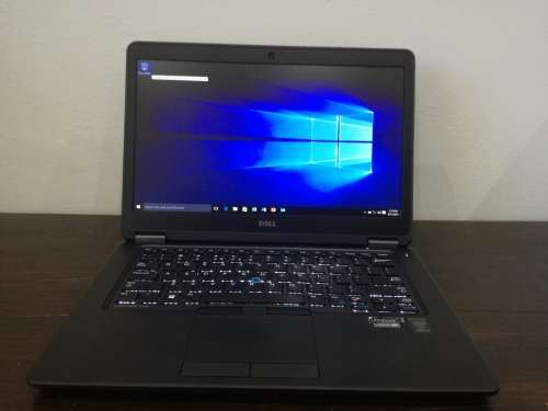 1ST BID TAKES**Monstrous Spec**DELL ULTRABOOK E7450*R28000 RETAIL*i5-5200U*8GB RAM*256GB SSD*4G LTE*