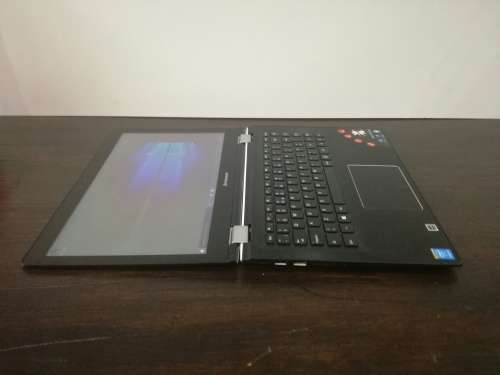 ***ABSOLUTELY STUNNING***LENOVO YOGA 500*FULL 360 FLIP*FULL TOUCHSCREEN*4GB RAM*1000GB HARD DRIVE