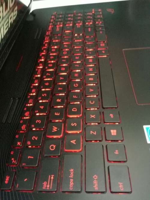 *Super ROG Gamer!"BOXED"*ASUS ROG GL552V*i7-6700HQ*NVIDIA GTX960M*8GB RAM*FHD*1000GB HDD&500GB SSD*
