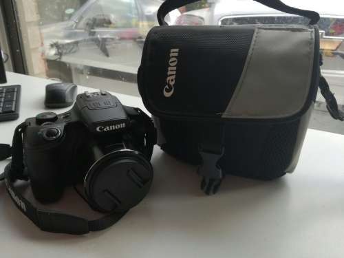 AS NEW!*Great Deal*CANON SX60HS*FULL HD*ULTRASONIC*16.1MP*65X OPTICAL*3.0"LCD*