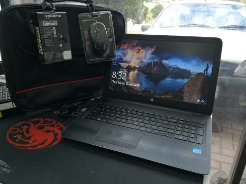 **STUDENT!!**PLUS NEW BAG, MOUSE AND HEADPHONES*THE NEW HP 250 G5*6TH GEN N3060*4GB RAM*500GB*