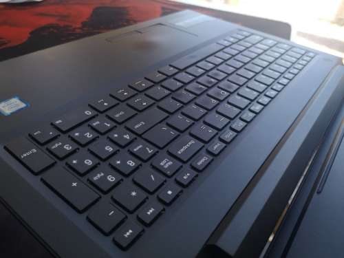 *EXCELLENT*6TH GENERATION i3*LENOVO V310 i3-6200u*4GB DDR4*WD 500GB*DVD*HD*