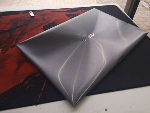 ***INCREDIBLE ULTRABOOK***ASUS ZENBOOK i7*IPS FULL HD*256GB SSD*BACKLIT*i7-3517u*