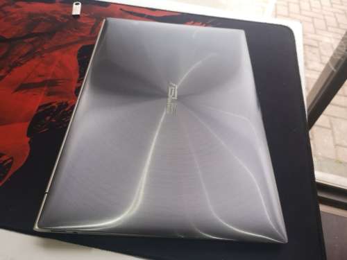 ***INCREDIBLE ULTRABOOK***ASUS ZENBOOK i7*IPS FULL HD*256GB SSD*BACKLIT*i7-3517u*