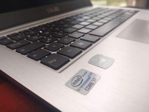 ***INCREDIBLE ULTRABOOK***ASUS ZENBOOK i7*IPS FULL HD*256GB SSD*BACKLIT*i7-3517u*