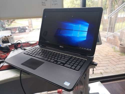 *MONSTROUS 17" i7*DELL INSPIRON 17R N7110*i7-2670QM*QUAD CORE*12GB*NVIDIA GT*256GB SSD*