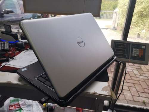 *MONSTROUS 17" i7*DELL INSPIRON 17R N7110*i7-2670QM*QUAD CORE*12GB*NVIDIA GT*256GB SSD*