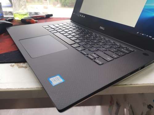 final price drop!TOP OF THE RANGE*DELL PRECISION 5520*i7-7820HQ*32GB DDR4*512GB SSD*QUADRO 4GB*