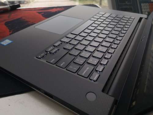 final price drop!TOP OF THE RANGE*DELL PRECISION 5520*i7-7820HQ*32GB DDR4*512GB SSD*QUADRO 4GB*
