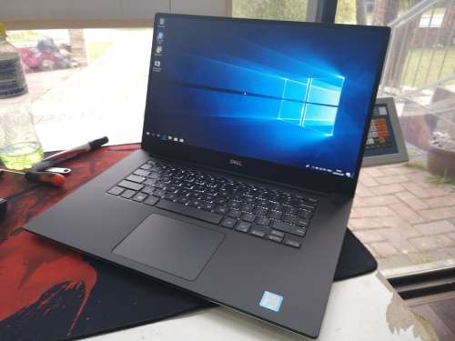 final price drop!TOP OF THE RANGE*DELL PRECISION 5520*i7-7820HQ*32GB DDR4*512GB SSD*QUADRO 4GB*