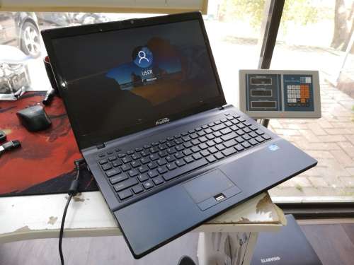 *Monstrous i7 PERFORMER*PROLINE W351*i7-2670QM*QUAD CORE*8GB RAM*500GB HDD*HD DISPLAY*DVD