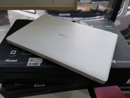 *100% BRAND NEW&FACTORY SEALED*MECER Z140C*ULTRA COMPACT*QUAD CORE Z8350*32GB eMMC*2GB RAM*