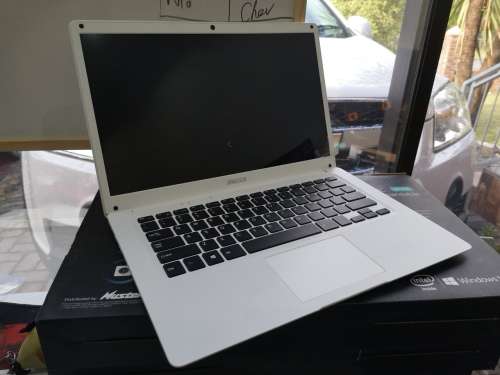 *100% BRAND NEW&FACTORY SEALED*MECER Z140C*ULTRA COMPACT*QUAD CORE Z8350*32GB eMMC*2GB RAM*