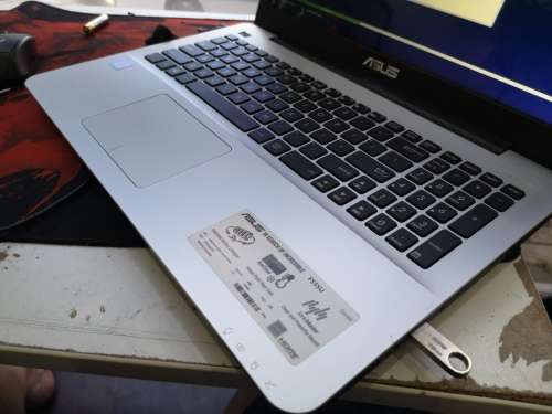 ***THE F SERIES***ASUS F555U*i7-6500u*1000GB*HD DISPLAY*6GB DDR4*SONICMASTER*6TH GEN i7