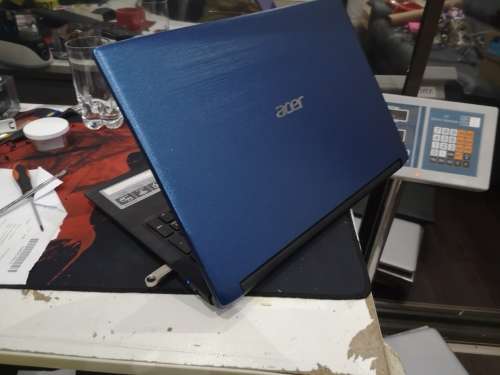*Super-Fast 7th GEN BEAUTY!*ACER ASPIRE315*i5-7200U*FULL HD*250gb EVO SSD*8GB DDR4*WARRANTY