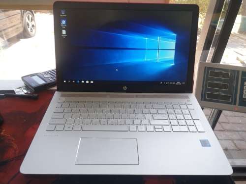 *Buy of the Week*AS BRAND NEW*HP PAVILION 15*i3-7100U*8GB DDR4*1000GB HDD*BACKLIT*620 GRAPHICS*B&O*