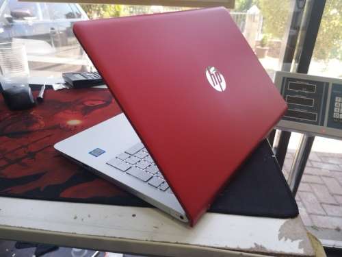 *Buy of the Week*AS BRAND NEW*HP PAVILION 15*i3-7100U*8GB DDR4*1000GB HDD*BACKLIT*620 GRAPHICS*B&O*