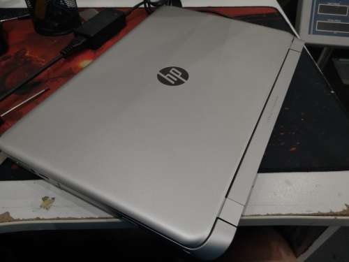 *Beautiful HP PAVILION 15*BEATS AUDIO*i3-4030U*4TH GEN*DVD WRITER*6GB RAM*1000GB HDD*HD DISPLAY*