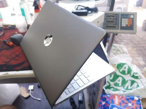 FINAL PRICE DROP!*Monstrous 8th Gen*HP PAVILION CK006*i5-8250u*QUAD*2000GB HDD*8GB DDR4*UHD 620*