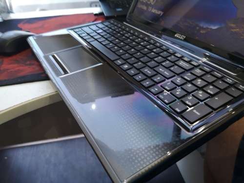 *MSI GAMING*MSI 16 *AMD E-450*RADEON HD6320 GRAPHICS*6GB RAM*128GB SSD*DVD*