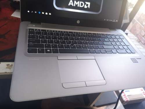 *Elite Spec!!*HP ELITEBOOK 850 G3*i5VPRO-6300U*8GB DDR4*1000GB HDD*FHD*RADEON R7*