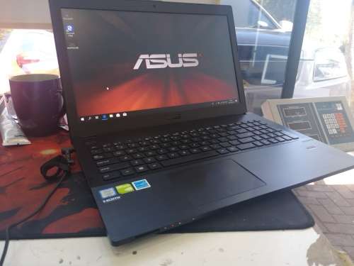 1ST BID TAKES!***ASUS Gaming Spec***ASUS PRO*i7-6500U*1000GB HDD*8GB RAM*DVD*NVIDIA 920M*