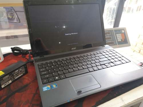 *GREAT FOR OFFICE USE*ACER ASPIRE 5733*i3-380m*4GB RAM*500GB HDD*DVD*