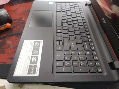 *AS NEW***ACER ASPIRE 15 ES1*LATEST 6TH GEN CELERON*N3350*500GB HDD*4GB RAM*HD DISPLAY*