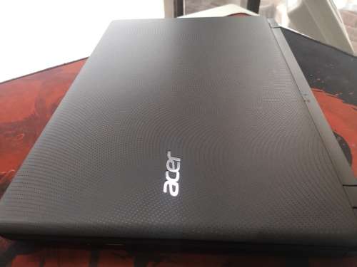*AS NEW***ACER ASPIRE 15 ES1*LATEST 6TH GEN CELERON*N3350*500GB HDD*4GB RAM*HD DISPLAY*