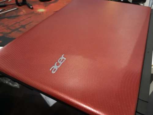 What a Beauty!!***ACER EX2540*LATEST 7TH GEN i5*1000GB HDD*4GB DDR4 RAM*HD DISPLAY*