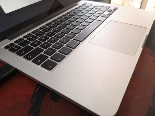 MINT!*RETINA DISPLAY!*ULTIMATE APPLE MACBOOK PRO i5*8GB RAM*256GB SSD*CYCLES!!!