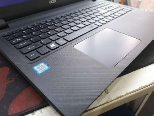 SUPER-FAST!!***ACER EX2540*LATEST 7TH GEN i5*240GB SSD*8GB DDR4 RAM*HD DISPLAY*
