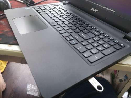 SUPER-FAST!!***ACER EX2540*LATEST 7TH GEN i5*240GB SSD*8GB DDR4 RAM*HD DISPLAY*