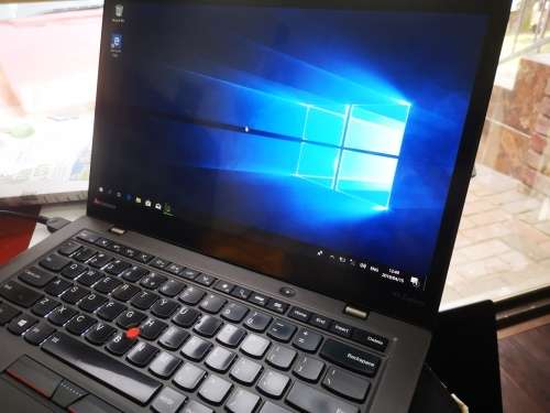 ***Ultimate Ultrbook*LENOVO X1 CARBON*i5VPRO-5300U*TOUCHSCREEN*8GB*240GB SSD*2560X1440!!*