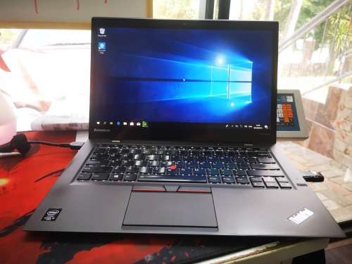 ***Ultimate Ultrbook*LENOVO X1 CARBON*i5VPRO-5300U*TOUCHSCREEN*8GB*240GB SSD*2560X1440!!*