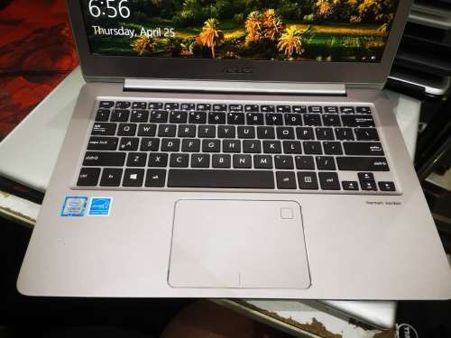 *EXTREME PERFORMANCE!*ASUS ZENBOOK UX330U*i5-7200u*7TH GEN!*FULL HD*256GB SSD*8GB RAM*