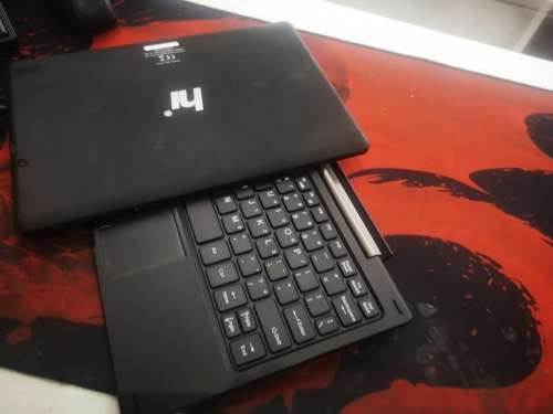 *Excellent 2in1*HI T1010*TOUCH*1GB RAM*16GB FLASH*KEYBOARD*SCREEN PROTECTOR*