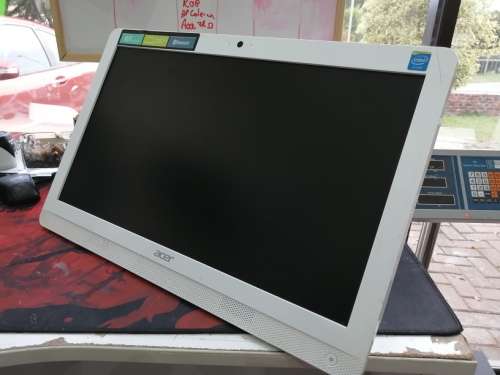 *AIO*ACER ASPIRE ZC-606*INTEL CELERON*J1900*QUAD CORE*2GB RAM*500GB HDD*DVD*19.5" HD+*