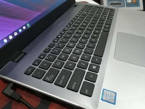 ****8TH GEN****ASUS F542U*i5-8250u*HD*LATEST 8TH GEN i5*1000GB*4GB RAM*QUAD CORE*