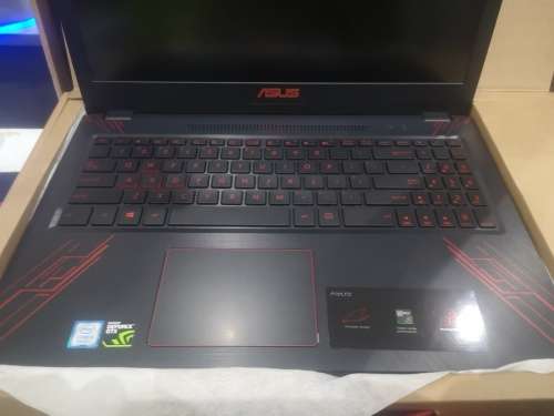 1st BID TAKES!*AS NEW BOXED*GAMING ASUS FX570U*i5-8250U*QUAD CORE*8GB*1000GB*FHD*NVIDIA1050*WARRANTY