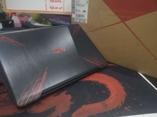 1st BID TAKES!*AS NEW BOXED*GAMING ASUS FX570U*i5-8250U*QUAD CORE*8GB*1000GB*FHD*NVIDIA1050*WARRANTY