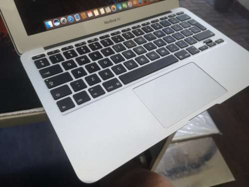 1ST BID TAKES!!!**AS NEW**ULTIMATE 2015 APPLE MACBOOK AIR i5*128GB SSD*4GB RAM*93 cycles*