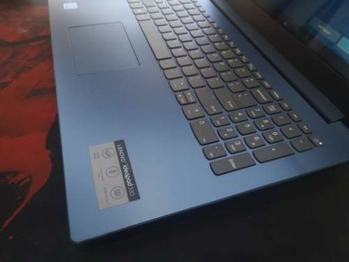 BLUE!!**NEW CONDITION**STUNNING 8th GEN*LENOVO 330*N4000*4GB*500GB*WARRANTY 2020*