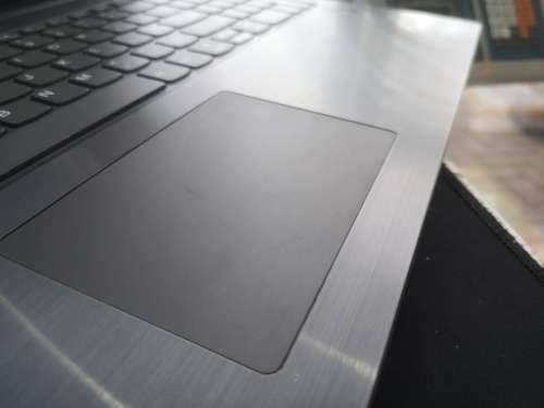 Monstrous 8th Gen Beauty*LENOVO V330*i5-8250U*8GB RAM*1000GB HDD*FULL HD**8th gen i5**WARRANTY**