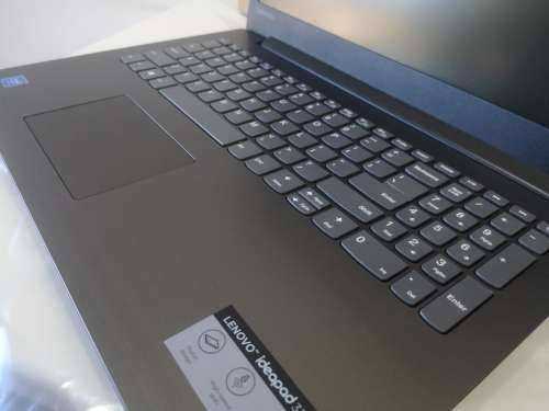*BRAND-NEW*10/10*STUNNING 8th GEN*LENOVO 330*N4000*4GB*500GB*WARRANTY 2020*