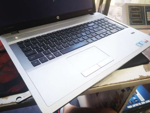 17.3" BEAST!*HP PROBOOK 4740s*CORE i5-2450M*17.3" HD+*8GB*1000GB HDD*RADEON*