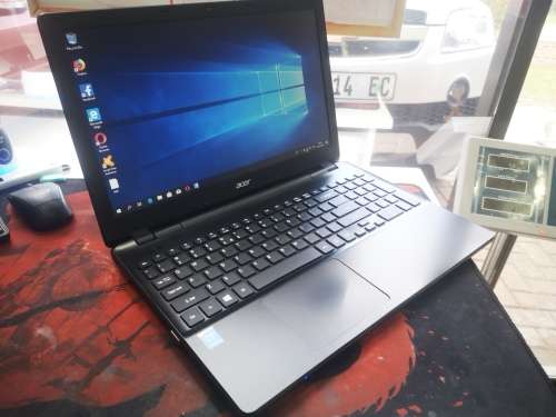 *Business Spec*ACER TRAVELMATE P256*i5-4210U*500GB*4GB*DVD*WIFI*HD GRAPHICS
