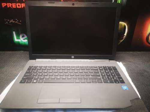 AS NEW!*8TH GEN!*LATEST DESIGN*HP NOTEBOOK 250 G7*N4000*4GB RAM*1000GB HDD*