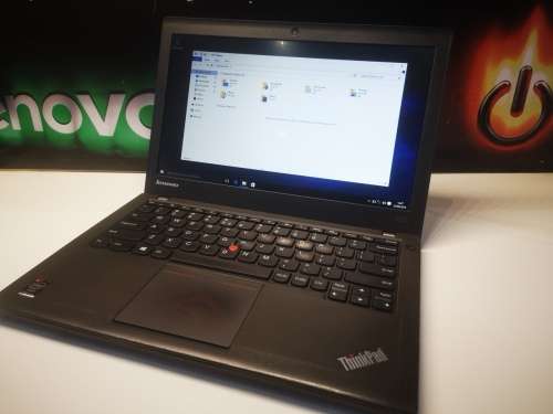 ULTRABOOK*LENOVO THINKPAD X240*i7vpro-4600U*8GB*500GB SATA lll*HD